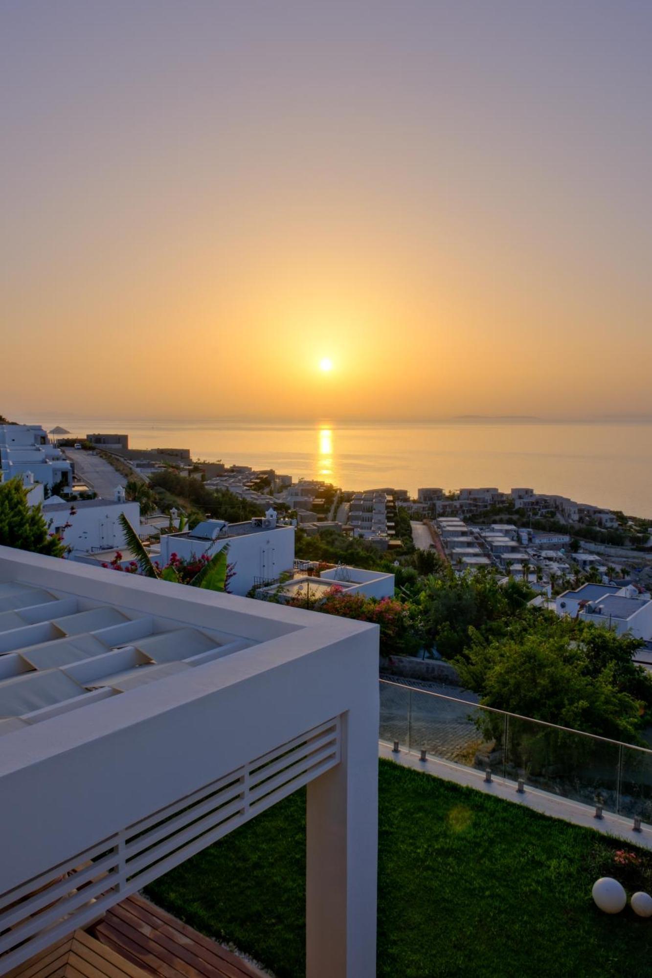 Villa Aleph-Kiralik Muestakil Havuzlu Luex Villa Бодрум Экстерьер фото